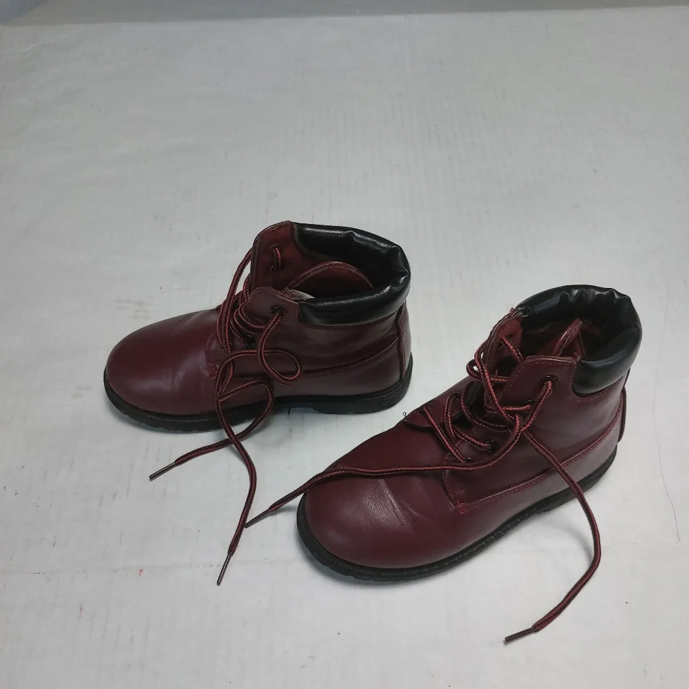 Official Supply Girls Boots Size 12 Toddler